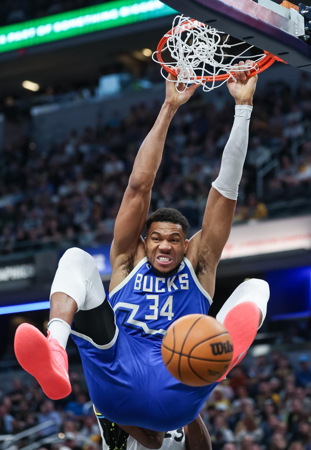 本场面对斯 本场面对斯