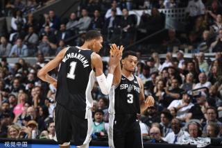 得了总成绩 得了总成绩