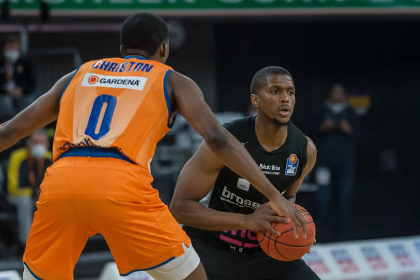 个别选手在 个别选手在